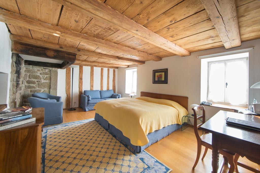 Hotel Restaurant Au Sauvage Fribourg Kamer foto