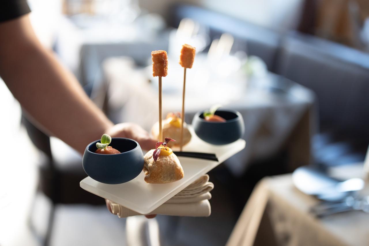 Hotel Restaurant Au Sauvage Fribourg Buitenkant foto